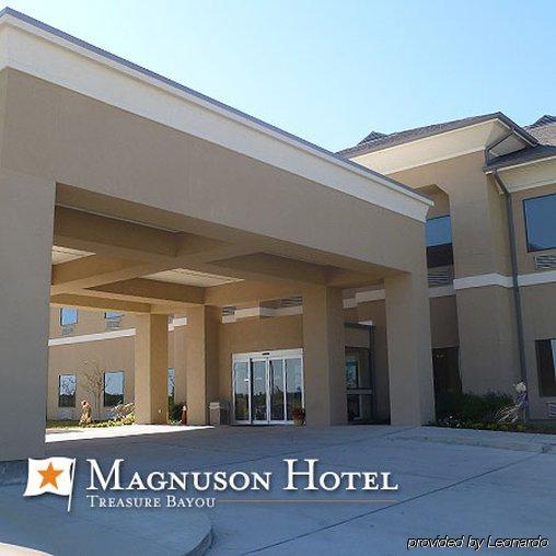 Ambassador Inn & Suites Baldwin Экстерьер фото