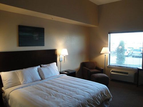 Ambassador Inn & Suites Baldwin Экстерьер фото